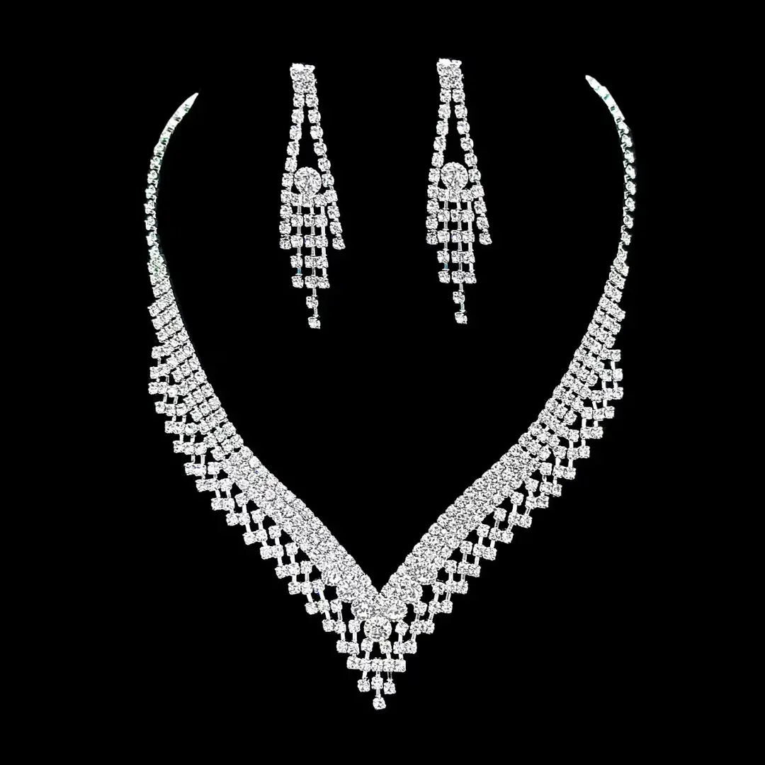 Cross-Border European and American Jewelry Sets, Bridal Necklaces and Earrings, Fashionable and High-End Jewelry, Versatile Clavicle Chain Accessories