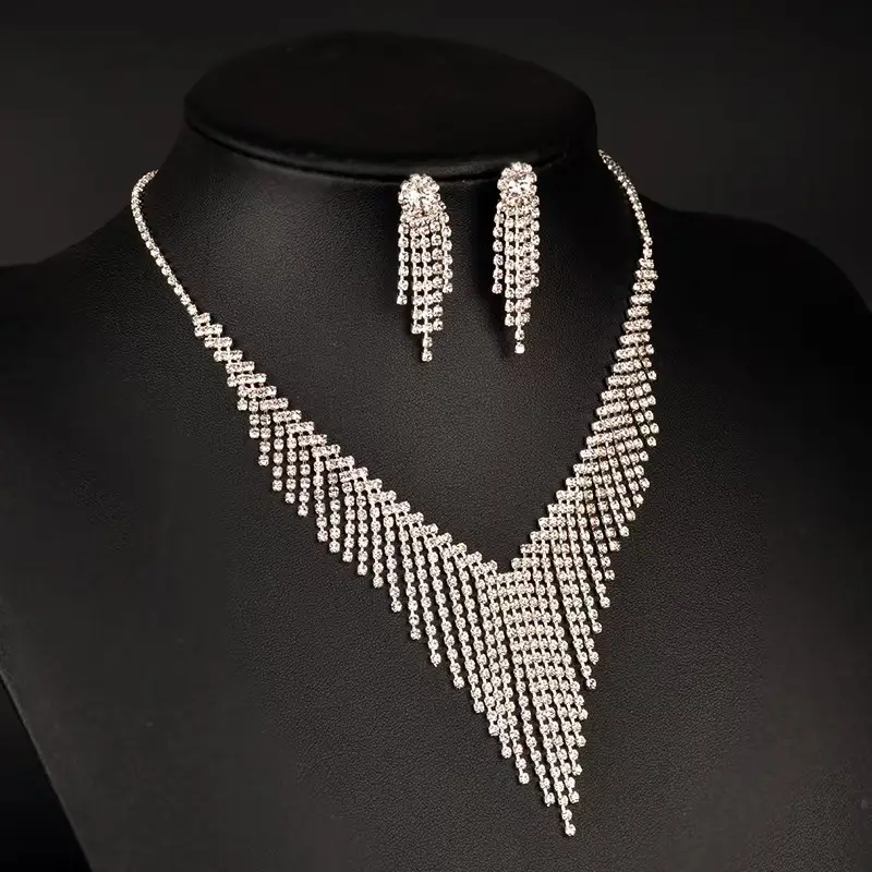 Cross-Border European and American Jewelry Sets, Bridal Necklaces and Earrings, Fashionable and High-End Jewelry, Versatile Clavicle Chain Accessories