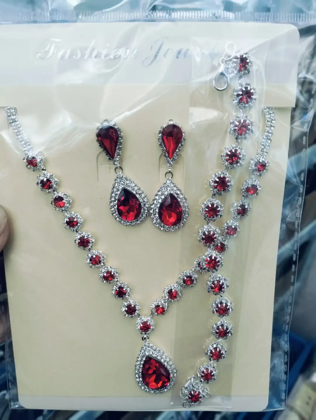 Cross-Border European and American Jewelry Sets, Bridal Necklaces and Earrings, Fashionable and High-End Jewelry, Versatile Clavicle Chain Accessories