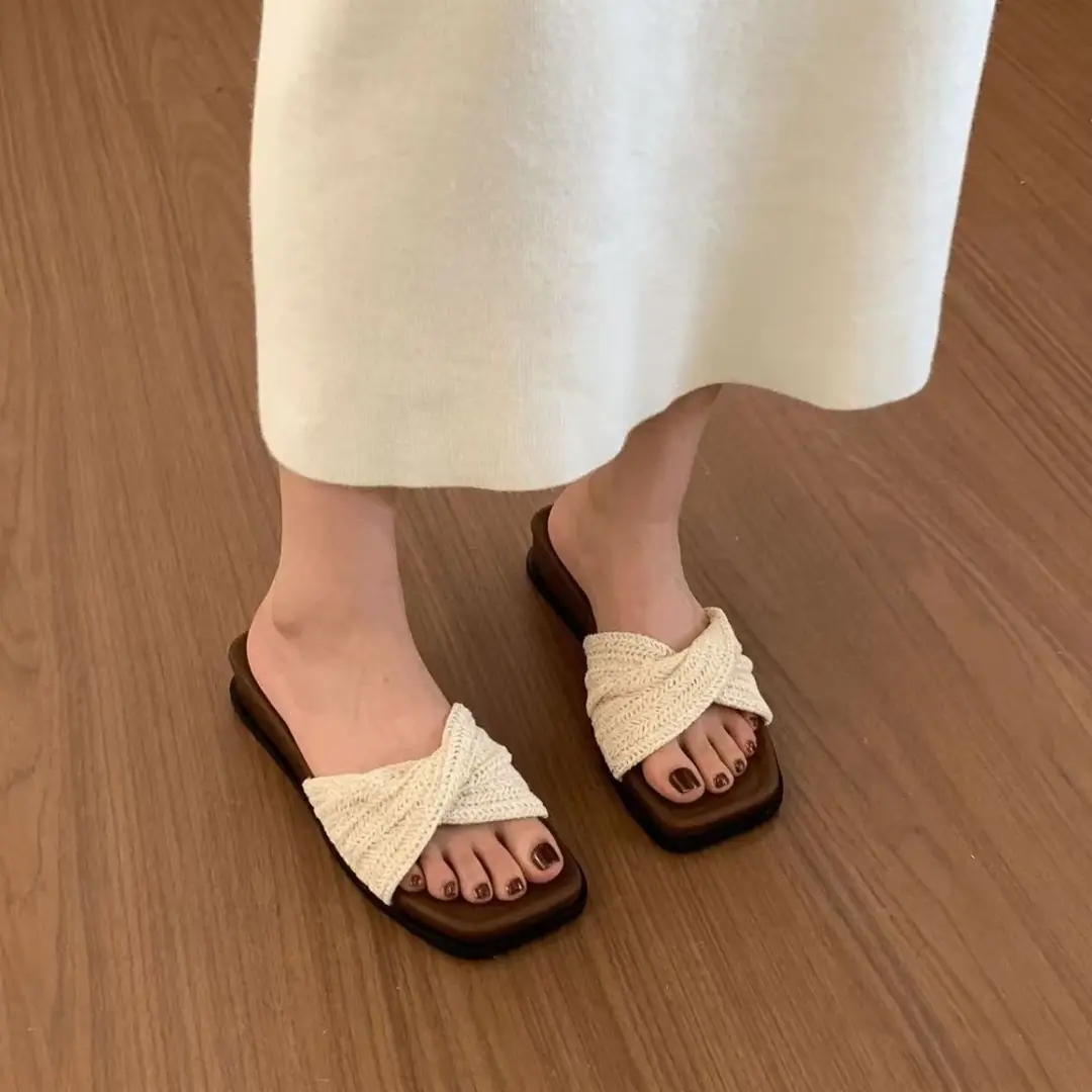4cm Thick-Soled "Holiday Straw-Woven" French Retro Woven Slip-On Sandals for Women, Summer Outdoor Flip-Flops