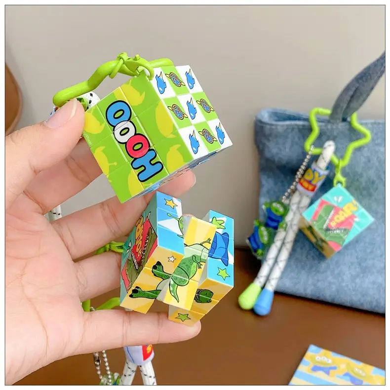 Authentic Disney Toy Story Three-Eyed Alien Keychain Small Pendant Rubik's Cube Keyring Backpack Decoration Small Gift — feature 2
