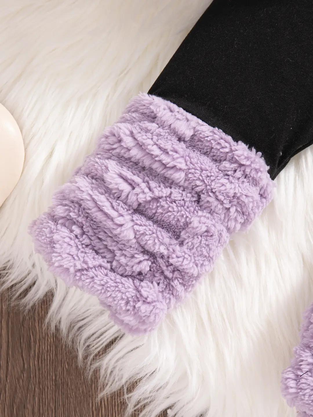 Cross-Border Autumn and Winter Baby Hooded 2026 Warm Plush Pink Long-Sleeve Hooded Top + Black Pants Wholesale — feature 20