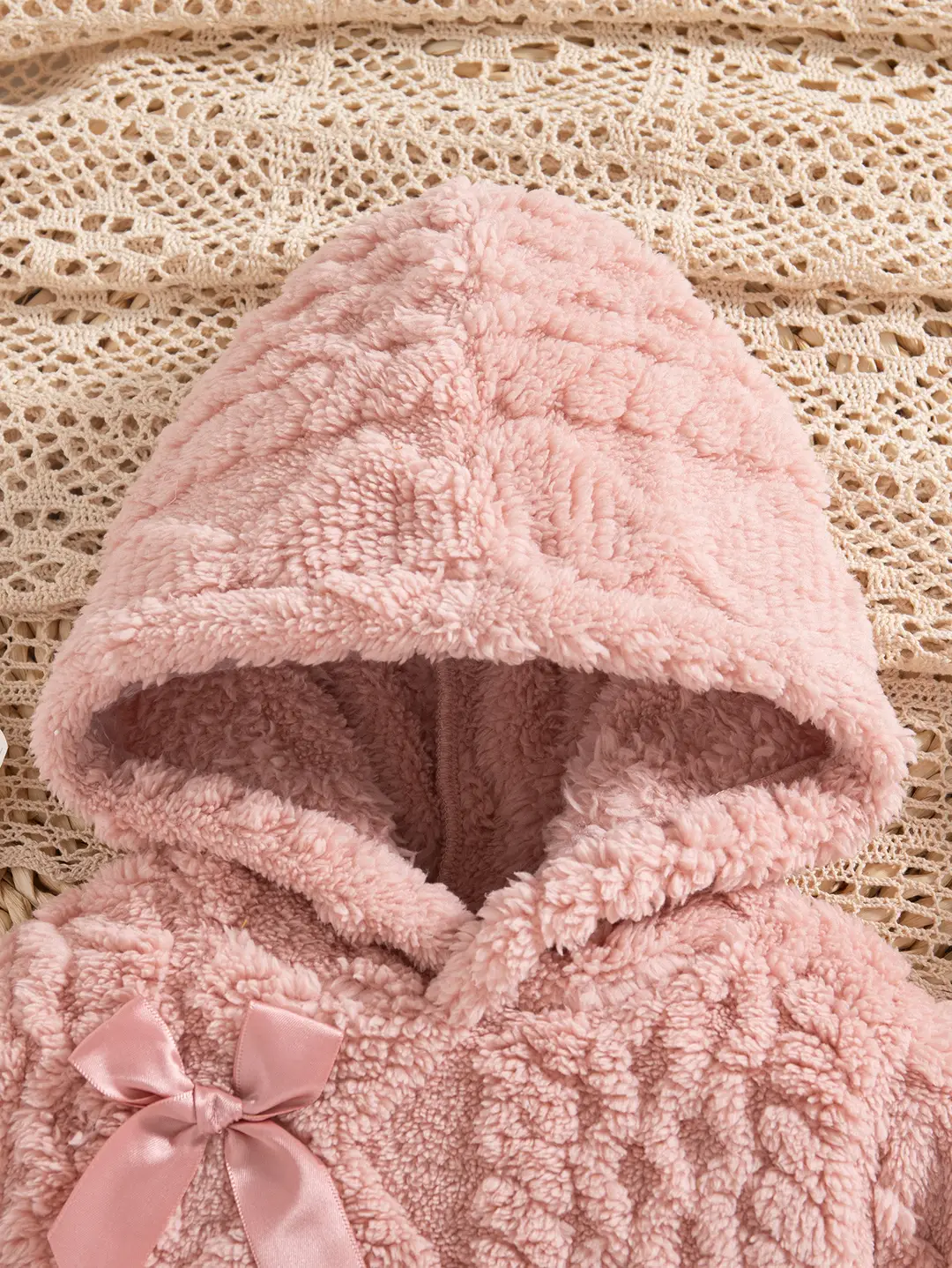 Cross-Border Autumn and Winter Baby Hooded 2026 Warm Plush Pink Long-Sleeve Hooded Top + Black Pants Wholesale — feature 4