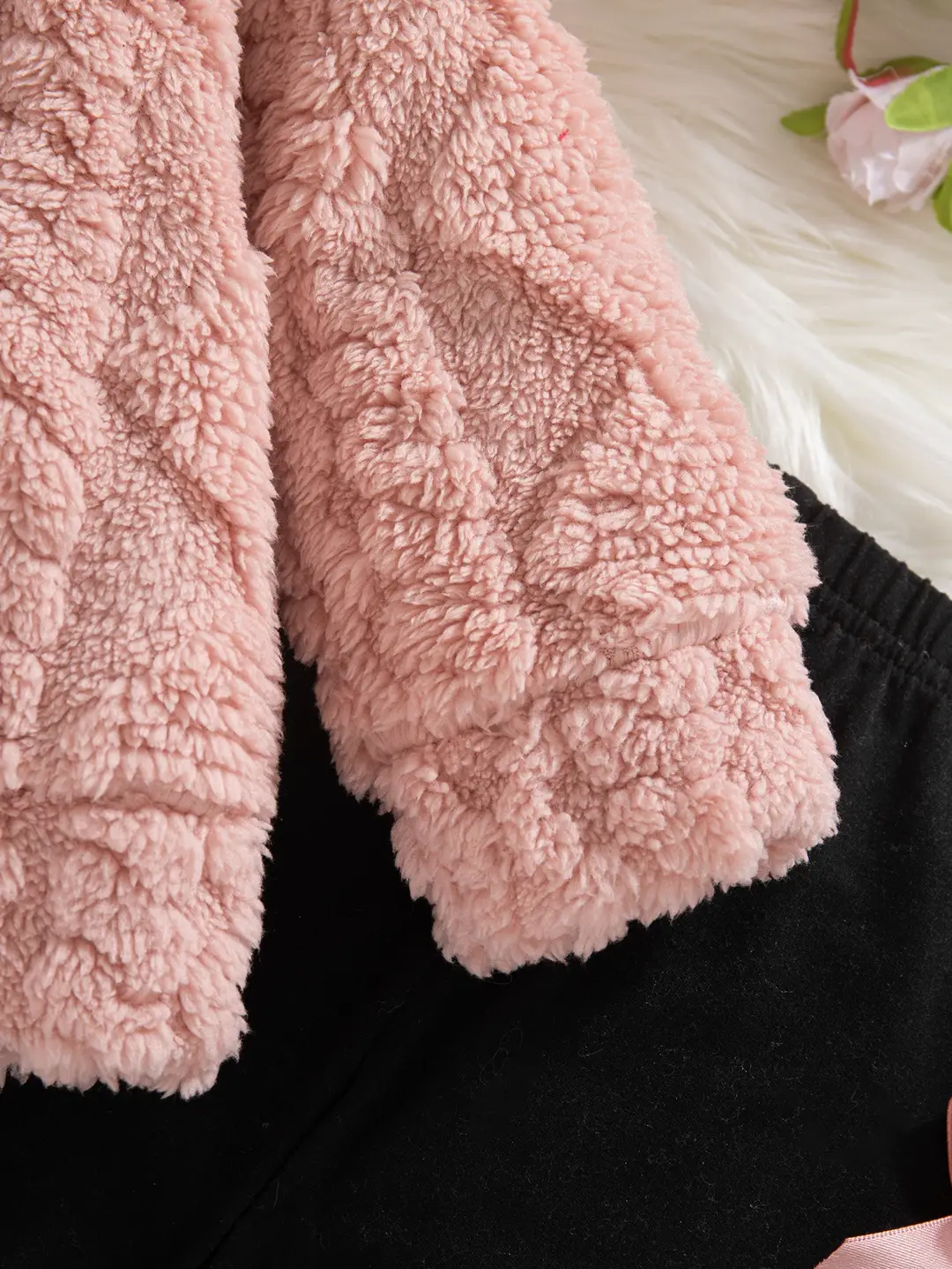 Cross-Border Autumn and Winter Baby Hooded 2026 Warm Plush Pink Long-Sleeve Hooded Top + Black Pants Wholesale — feature 7