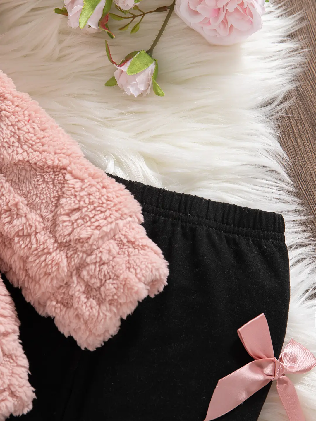 Cross-Border Autumn and Winter Baby Hooded 2026 Warm Plush Pink Long-Sleeve Hooded Top + Black Pants Wholesale — feature 9