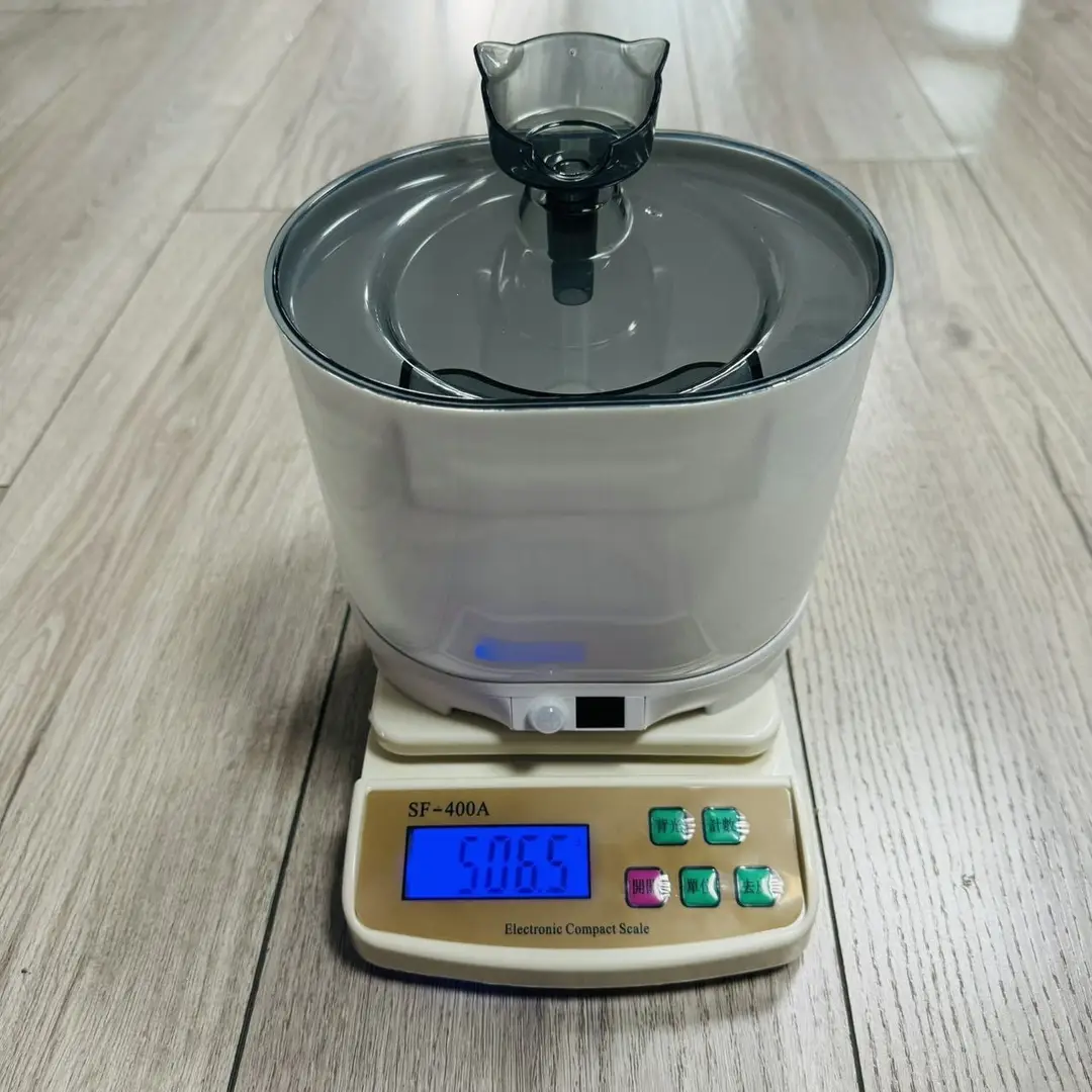 Cross-Border Wireless Charging Cat Water Dispenser with Automatic Circulating Water, No Need to Plug In, Smart Sensor Cat and Dog Drinking Bowl
