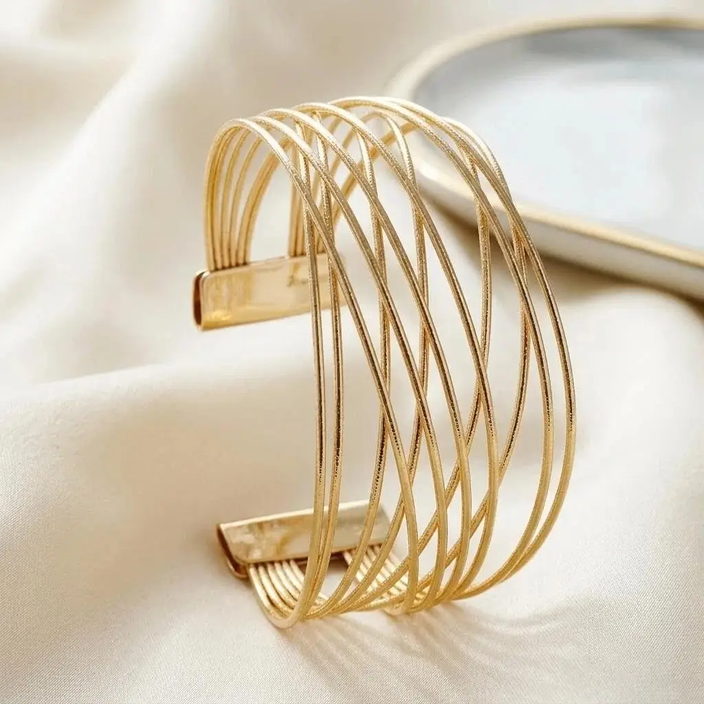 Hollow Wave-Shaped Korean-Style Multi-Layer Metal Arm Bracelet, European and American Cross-Border Minimalist Style Bracelet, New Light Luxury Elegant Bracelet for Women