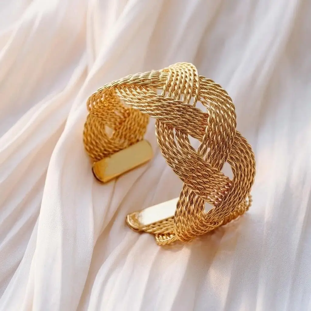 Hollow Wave-Shaped Korean-Style Multi-Layer Metal Arm Bracelet, European and American Cross-Border Minimalist Style Bracelet, New Light Luxury Elegant Bracelet for Women
