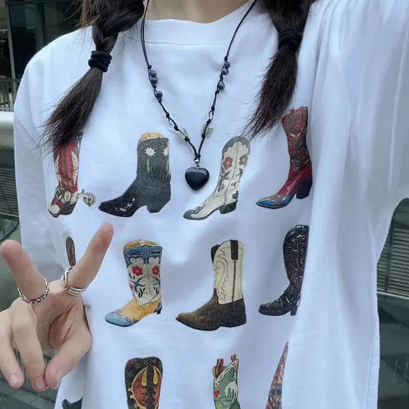 Western-Themed T-Shirt for Women, Summer Loose-Fitting Vintage Bohemian Texas T-Shirt, Cute Cowboy/Cowgirl Graphic — feature 4