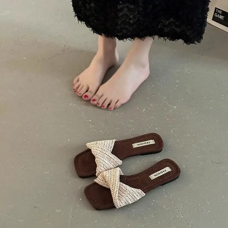 Retro New Style Chao Woven Slip-On Slippers, Comfortable Summer Outdoor Wear, Straw-Woven French-Style Slip-On Sandals for Women, Vacation