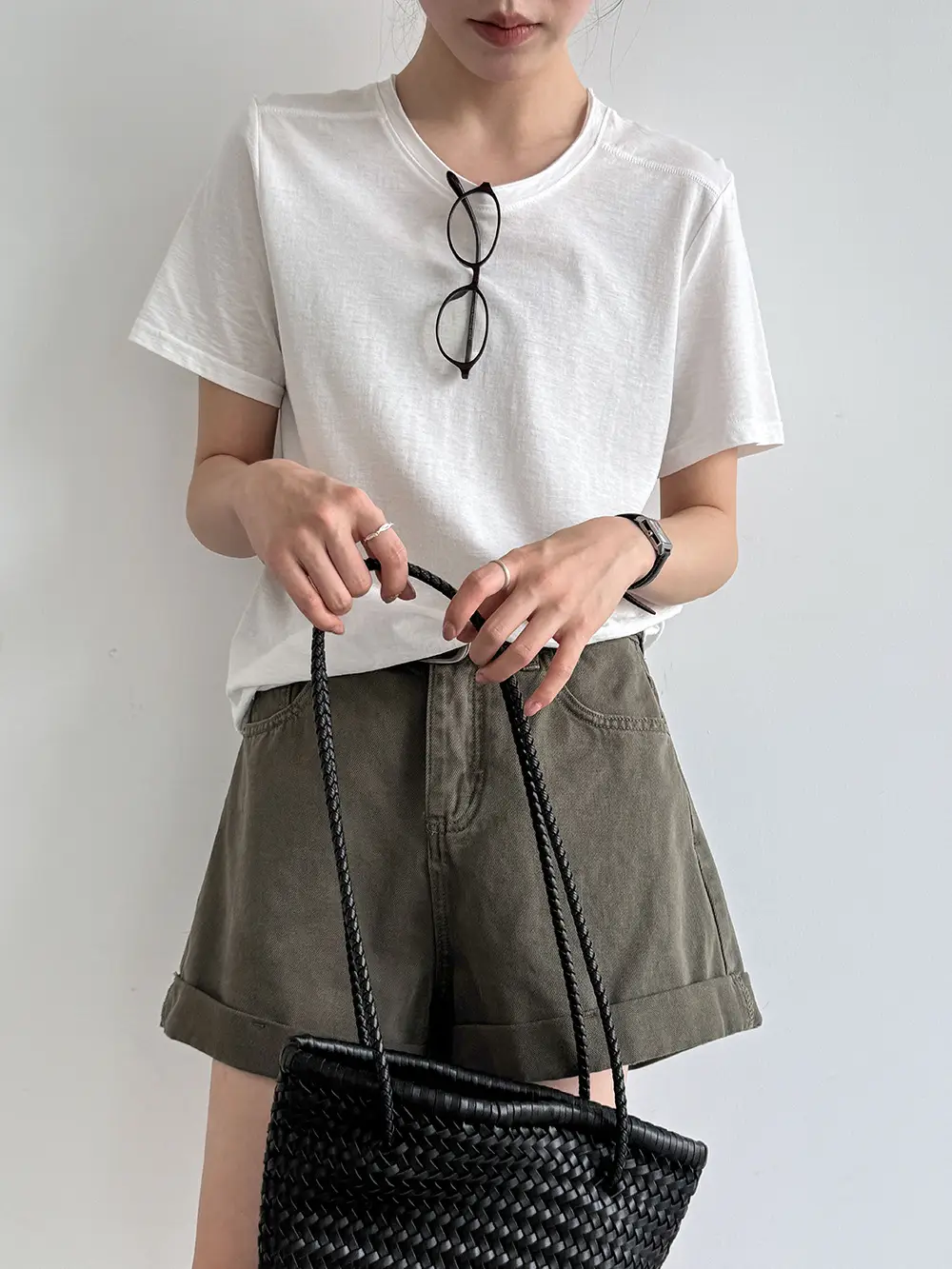 Luxi Korean-Style Versatile Straight-Shoulder Loose T-Shirt for Women 2026 Summer New Slim-Fit Commuter Short-Sleeve Top 21057