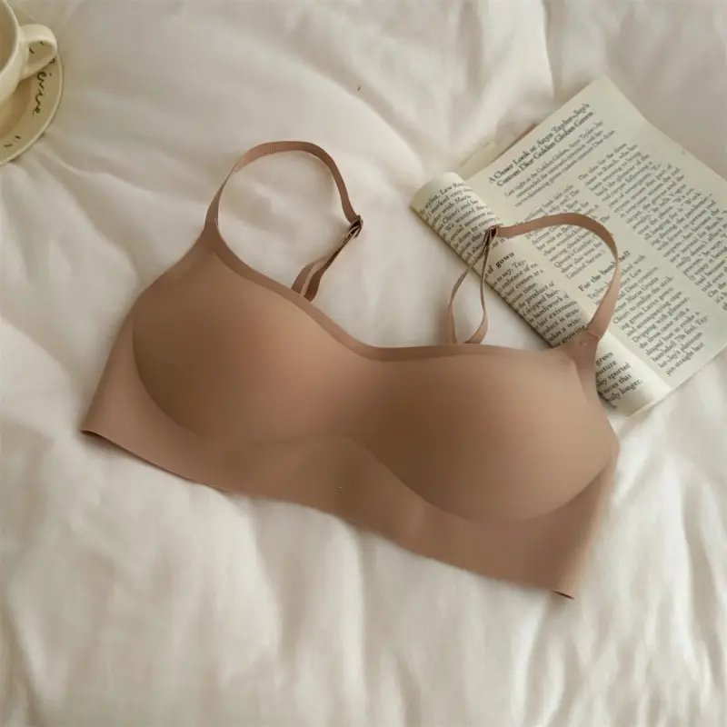 Xiaohongshu Invisible Slimming Seamless Bra for Women, New Thin Style, Minimizes Large Bust, Gathers and Lifts the Bust