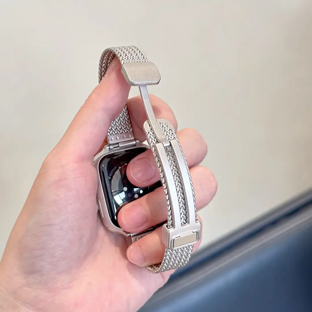 Suitable for Apple Watch Wheat Ear Magnetic Buckle Stainless Steel Apple Watch Strap S10 Advanced Replacement Strap