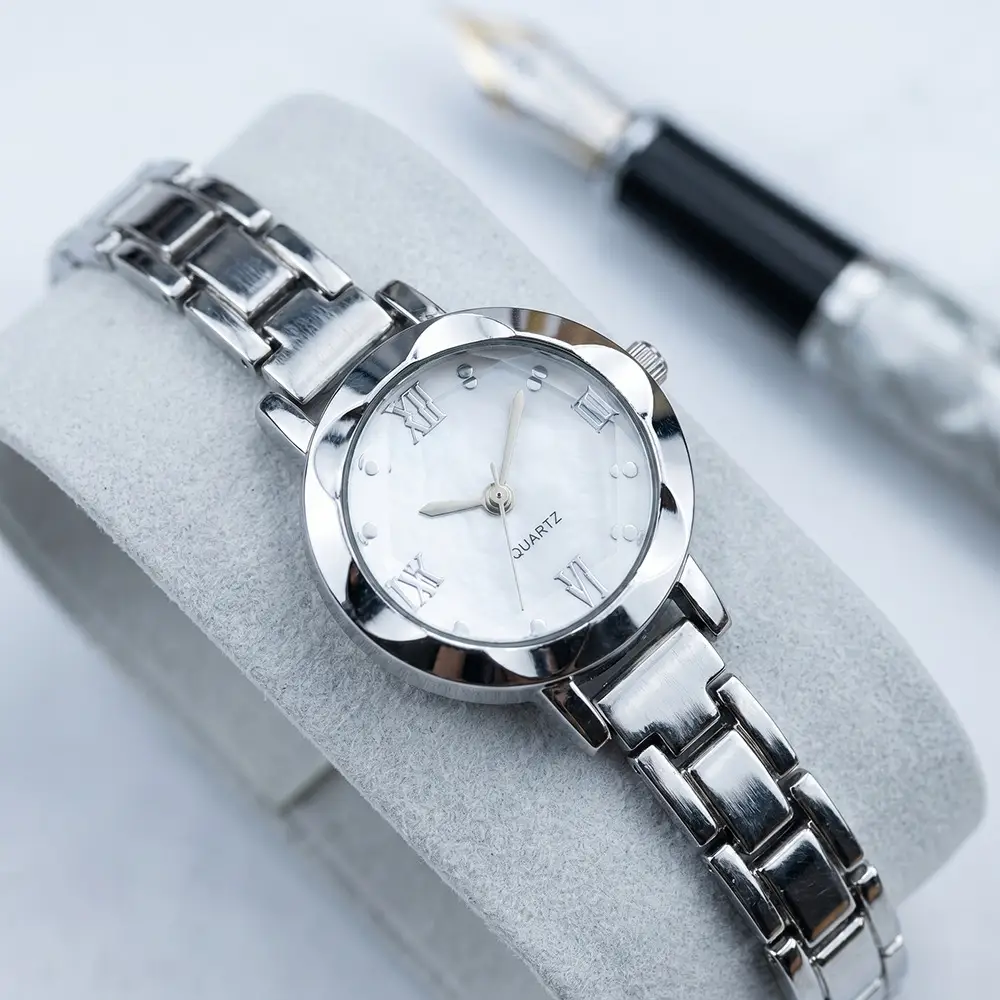 Women's Watches Wholesale Student Quartz Waterproof Stylish Bracelet Steel Band Ins Style Cross-Border Korean Version Female Student Watch — feature 41