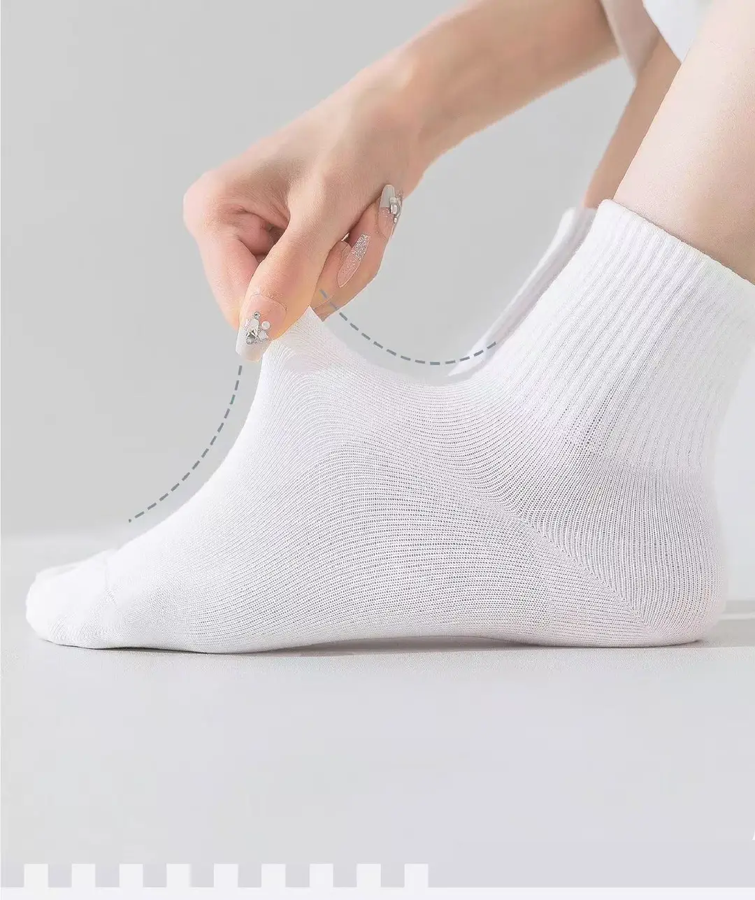 Disposable Socks for Men and Women, Solid Color Short Socks, Sweat-Absorbent, Anti-Odor, Breathable, Travel Daily-Use Socks, Black, White, Gray, Mid-Length Socks — feature 24