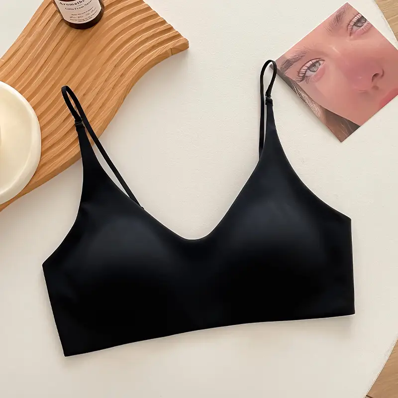 Ultra-Thin Invisible Skin-Friendly Lingerie for Women with Small Busts, Seamless Foundation-Like Coverage, Cross-Back Design, Side Breast Support, Anti-Sagging Bra