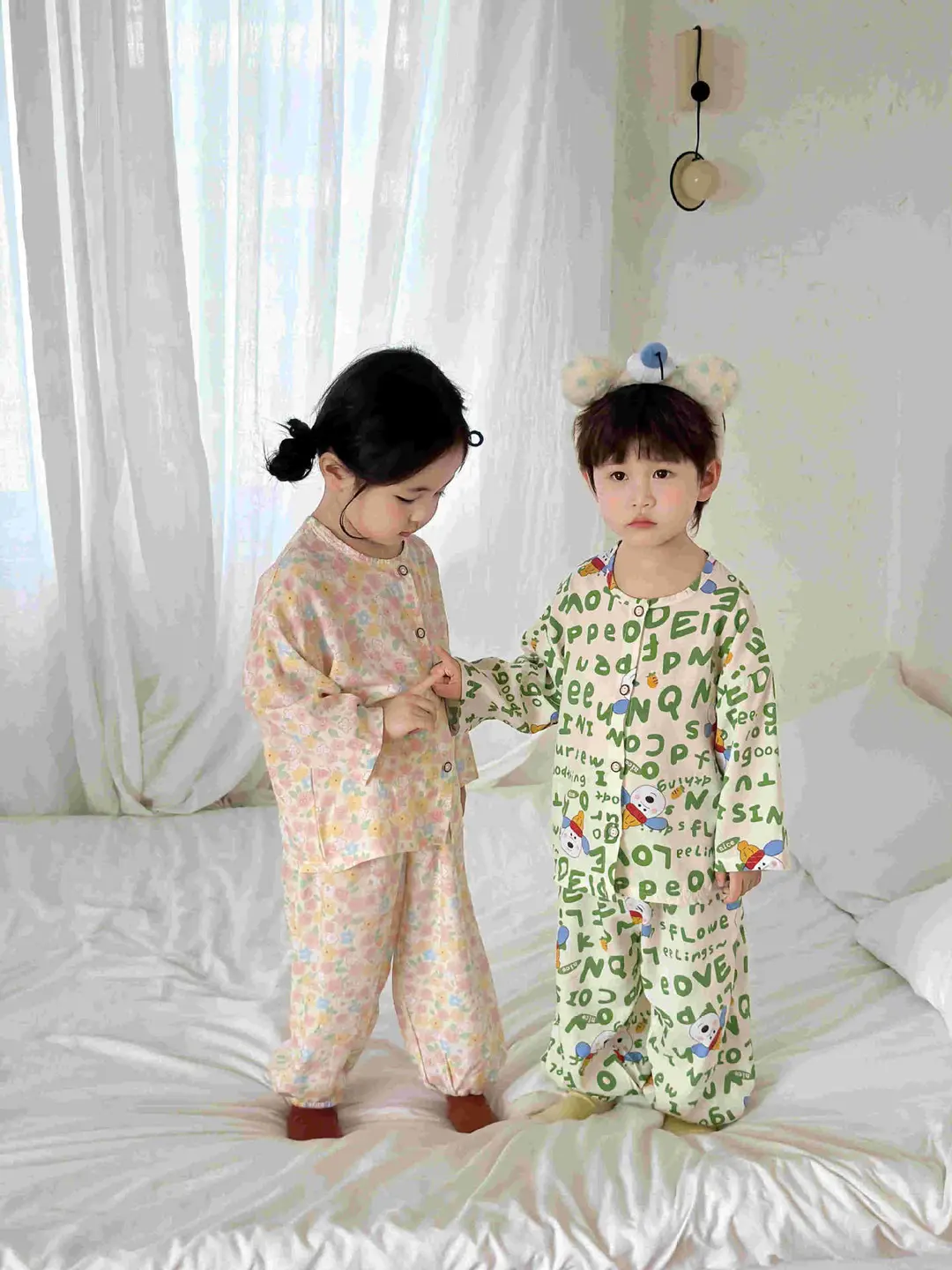 Children's Cotton Silk Home Clothes, Boys' and Girls' Artificial Cotton Pajamas Set, Boys' and Girls' Cardigan Cotton Silk Air-Conditioning Clothes Pajamas — feature 5