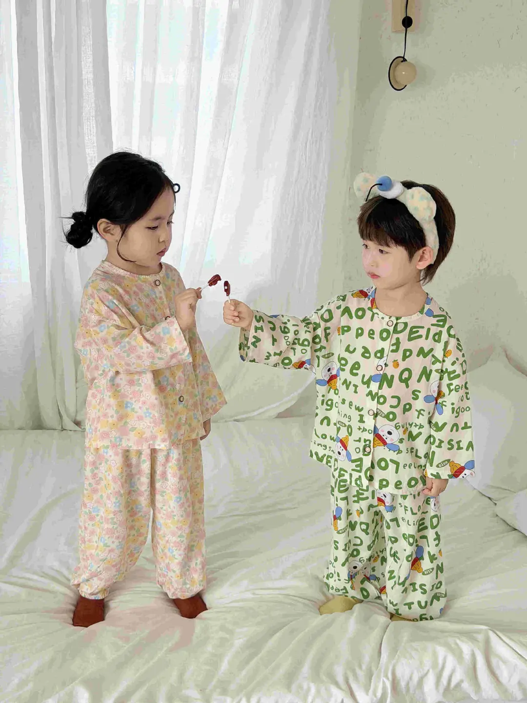Children's Cotton Silk Home Clothes, Boys' and Girls' Artificial Cotton Pajamas Set, Boys' and Girls' Cardigan Cotton Silk Air-Conditioning Clothes Pajamas — feature 6