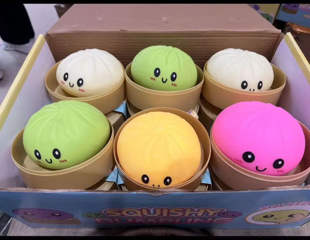 Cross-Border Popular Item: Realistic Mini Bun Stress Relief Squeeze Toy, Maltose Big Bun Stress Relief Toy, Factory Wholesale — feature 1