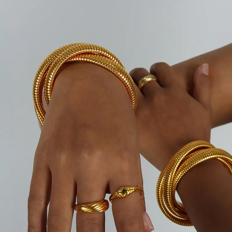 Cross-Border Hot-Selling Chunky Metal European and American Hip-Hop Trendy Three-Layer Interlocking Threaded Bracelet Wholesale Jewelry