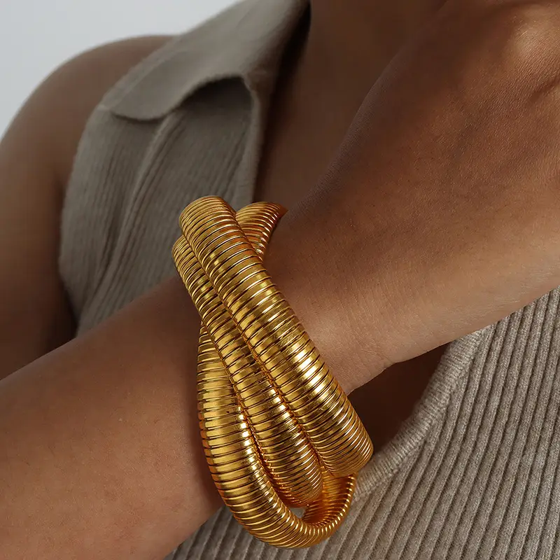 Cross-Border Hot-Selling Chunky Metal European and American Hip-Hop Trendy Three-Layer Interlocking Threaded Bracelet Wholesale Jewelry