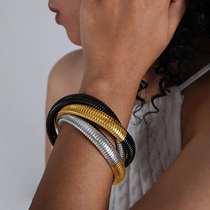 Cross-Border Hot-Selling Chunky Metal European and American Hip-Hop Trendy Three-Layer Interlocking Threaded Bracelet Wholesale Jewelry