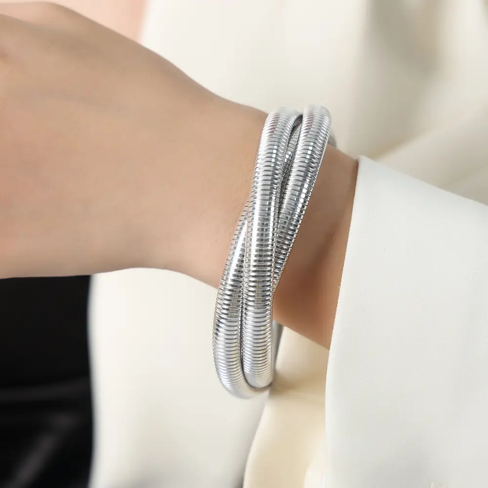 Cross-Border Hot-Selling Chunky Metal European and American Hip-Hop Trendy Three-Layer Interlocking Threaded Bracelet Wholesale Jewelry