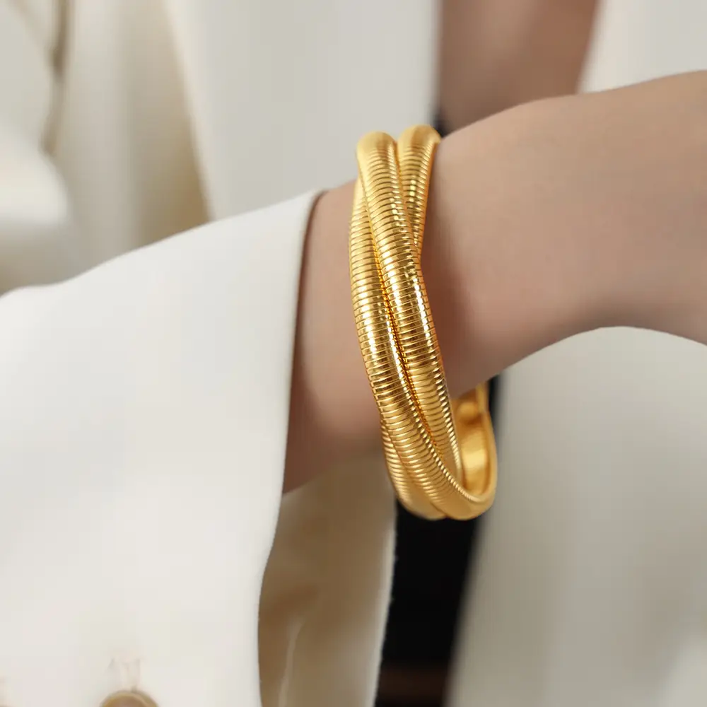 Cross-Border Hot-Selling Chunky Metal European and American Hip-Hop Trendy Three-Layer Interlocking Threaded Bracelet Wholesale Jewelry