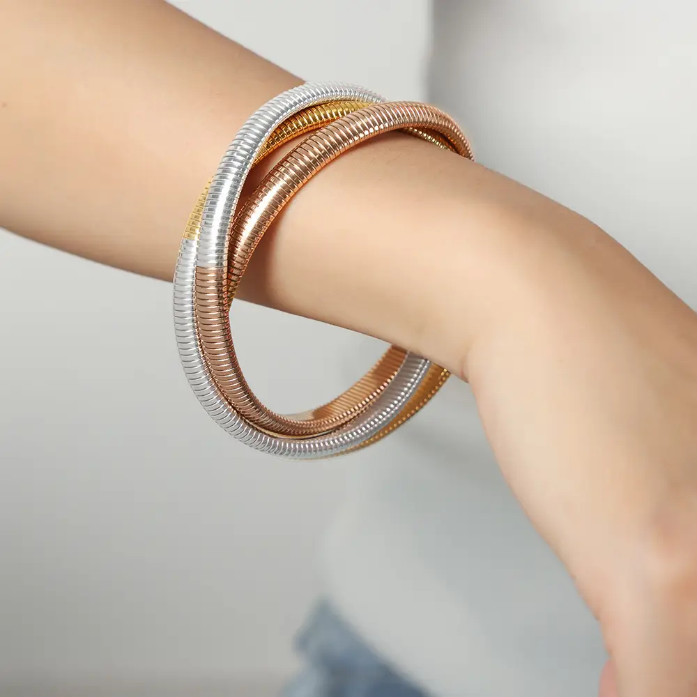 Cross-Border Hot-Selling Chunky Metal European and American Hip-Hop Trendy Three-Layer Interlocking Threaded Bracelet Wholesale Jewelry