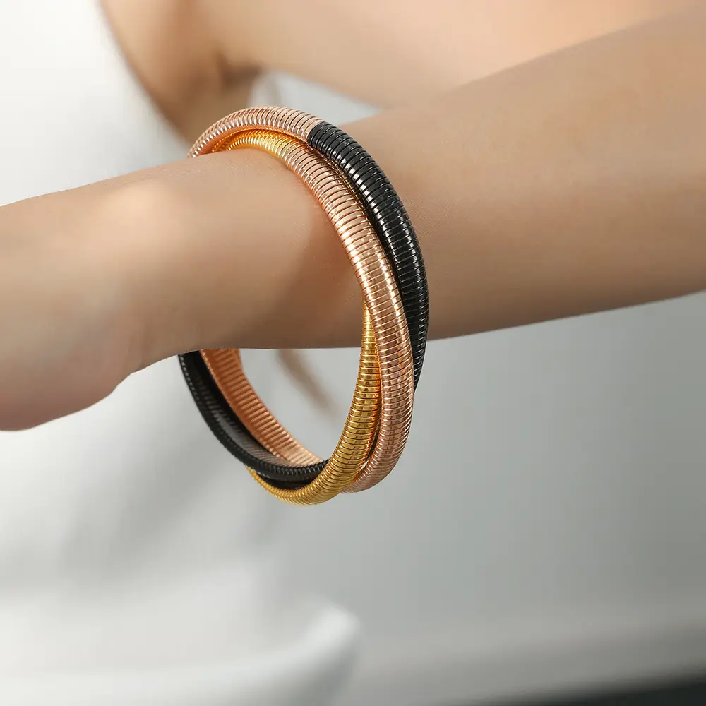 Cross-Border Hot-Selling Chunky Metal European and American Hip-Hop Trendy Three-Layer Interlocking Threaded Bracelet Wholesale Jewelry