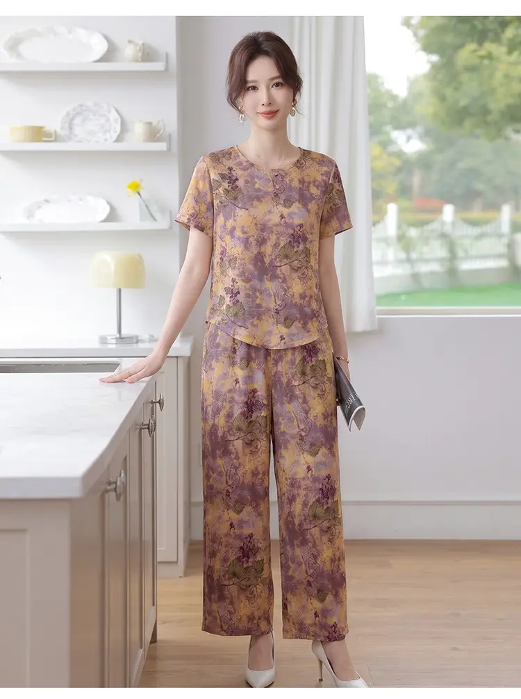 New Chinese-Style Summer Outfit for Mothers: Silk Satin Xiangyunsha Short-Sleeve Shirt Set, Plus-Size Pants Two-Piece Set for Middle-Aged and Elderly Women — feature 7