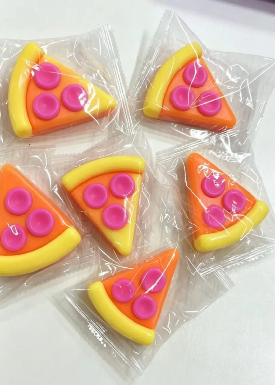 Cross-Border Hot-Selling High-Appearance-Value Squishy Pizza Simulation Food Stress-Relief Toy Maltose Squishy Toy — feature 1