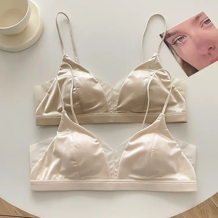 Original Japanese 100% Mulberry Silk Seamless Triangle Cup Bra for Women, Minimizes Large Bust, Prevents Sagging, Wireless Bra