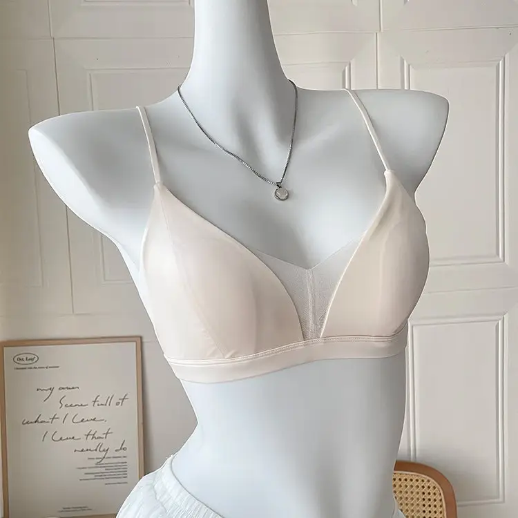 Original Japanese 100% Mulberry Silk Seamless Triangle Cup Bra for Women, Minimizes Large Bust, Prevents Sagging, Wireless Bra