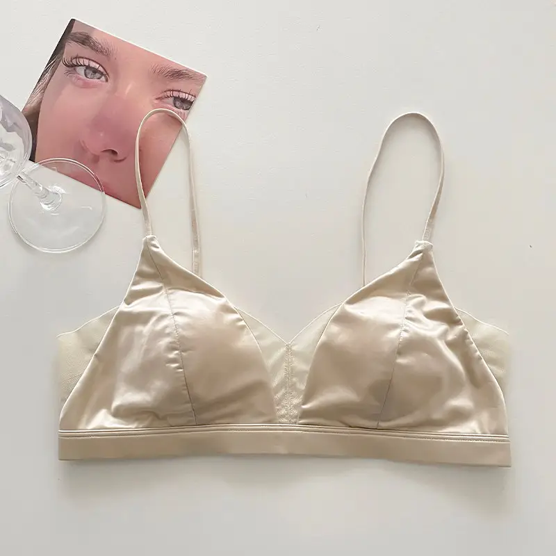 Original Japanese 100% Mulberry Silk Seamless Triangle Cup Bra for Women, Minimizes Large Bust, Prevents Sagging, Wireless Bra