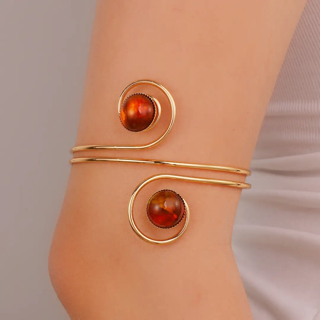 Cross-Border Hot-Selling Floral Open Arm Bracelet, Geometric Light Luxury Niche High-End Bracelet, Fashionable Arm Ring, Non-Fading Bracelet