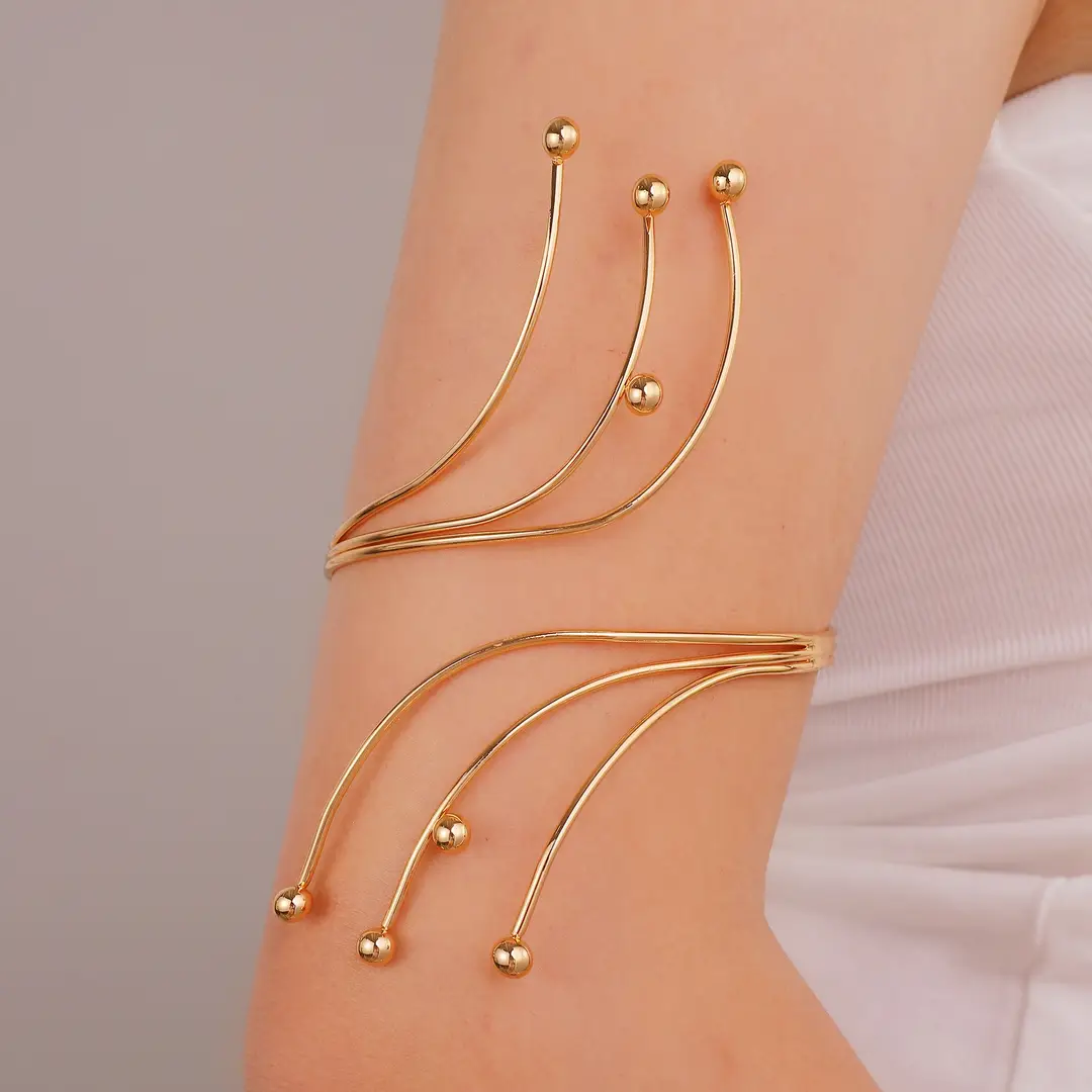 Cross-Border Hot-Selling Floral Open Arm Bracelet, Geometric Light Luxury Niche High-End Bracelet, Fashionable Arm Ring, Non-Fading Bracelet