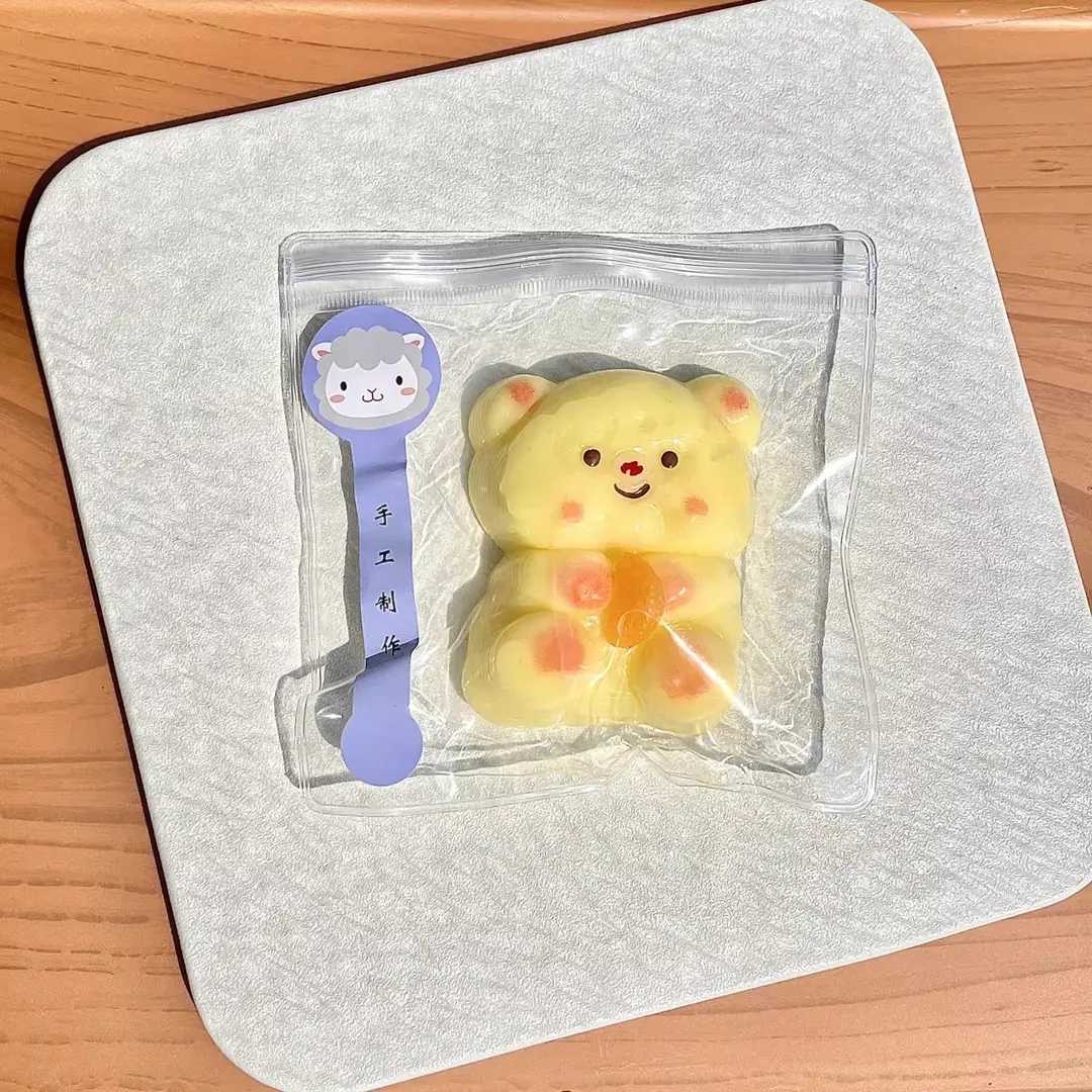 Transparent Crystal Bun Squishy Toy, Stress-Relief Gadget, Prank Toy, Popular at School Gates and Small Shops