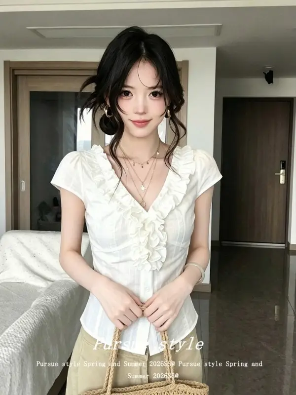 Fashionable French-Style Ruffled V-Neck Short-Sleeve Shirt for Women, Summer White Slim-Fit Stylish Top with a Pure and Alluring Vibe, Ins Style