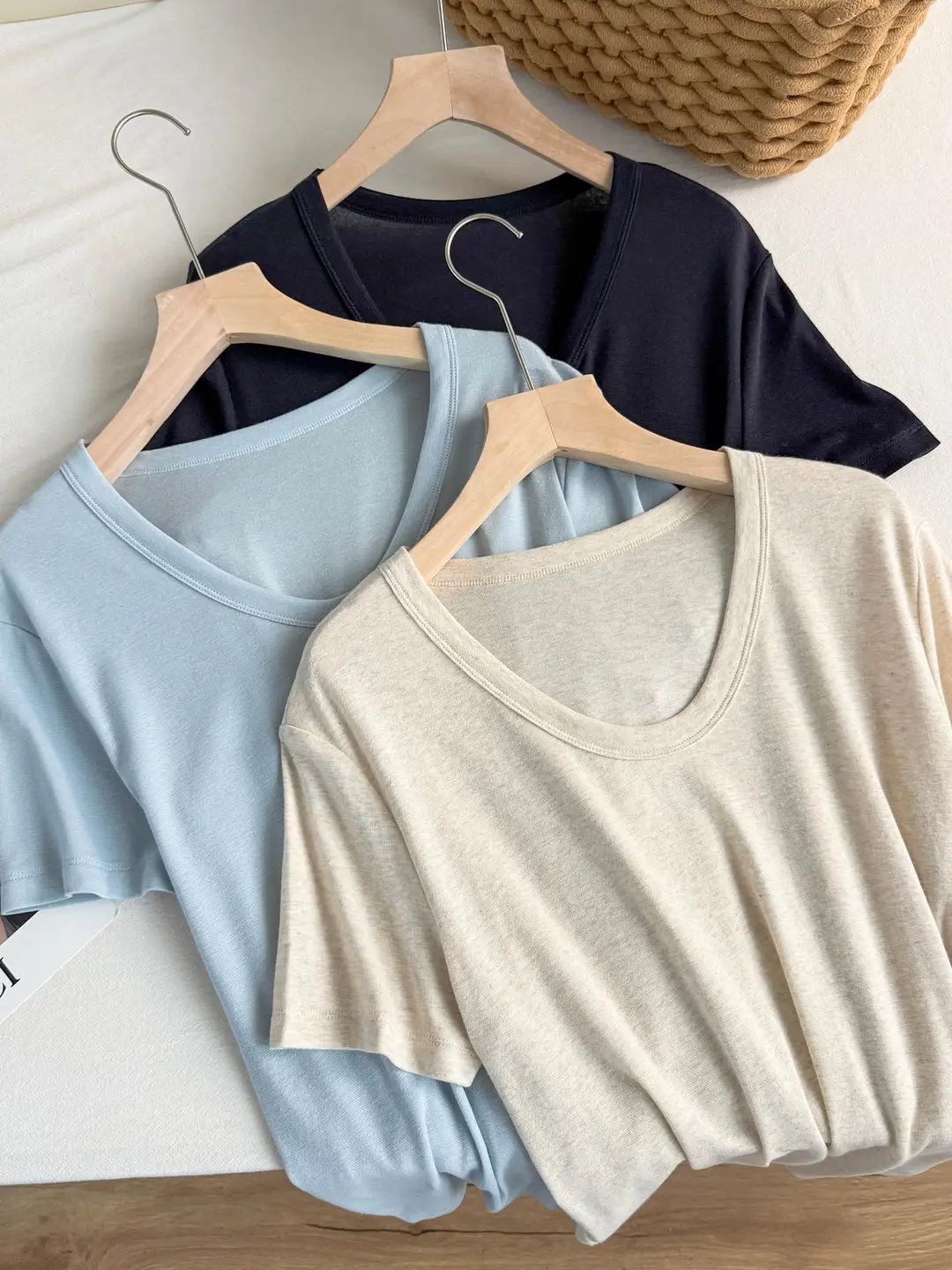 U-Neck Lyocell Linen T-Shirt for Women, Regular Shoulder Short-Sleeve Loose Thin Top, 2026 Summer New Style, Base Layer