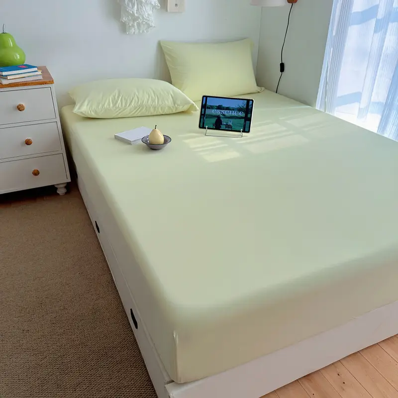 Class a Summer Cooling Ice Silk Bed Sheet Three-Piece Set, Ice Silk Bed Cover, Simmons Mattress Protector, Dustproof Bed Cover