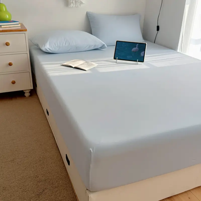 Class a Summer Cooling Ice Silk Bed Sheet Three-Piece Set, Ice Silk Bed Cover, Simmons Mattress Protector, Dustproof Bed Cover