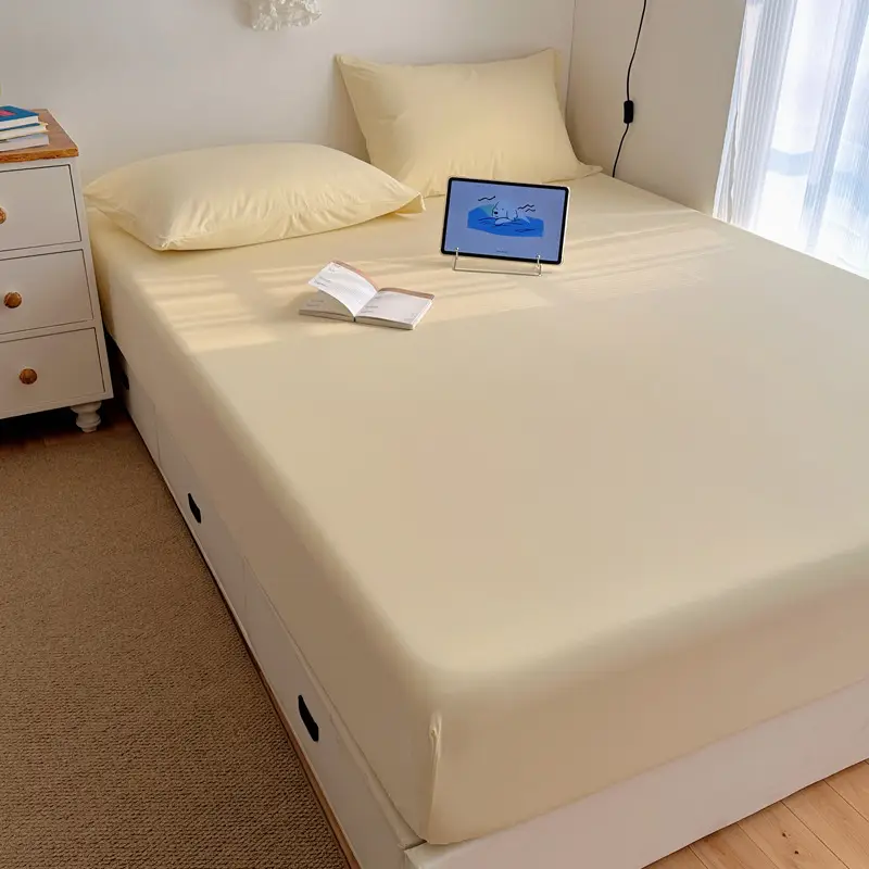 Class a Summer Cooling Ice Silk Bed Sheet Three-Piece Set, Ice Silk Bed Cover, Simmons Mattress Protector, Dustproof Bed Cover