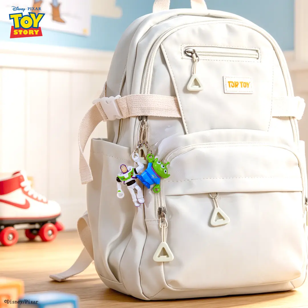Authentic Toy Story Buzz Lightyear Climbing Clasp Keychain Cartoon Cute Woody Doll Backpack Pendant