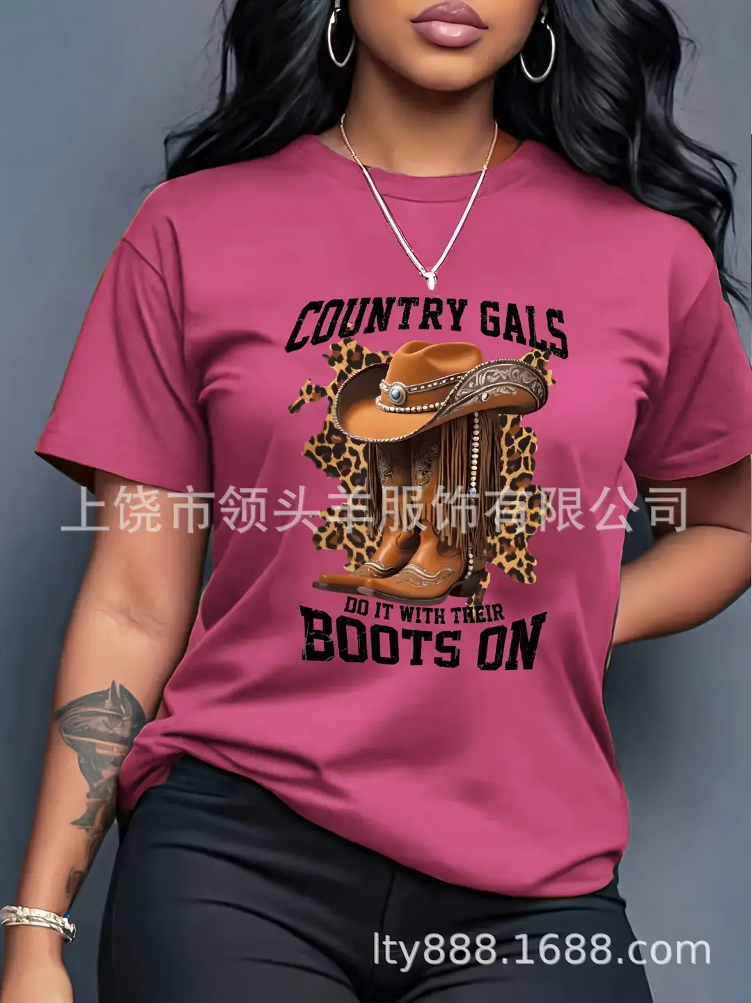 European and American Western Style Sketch Print Short-Sleeved T-Shirt for Women, Caramel Color, Round Neck, Loose Retro Casual Top