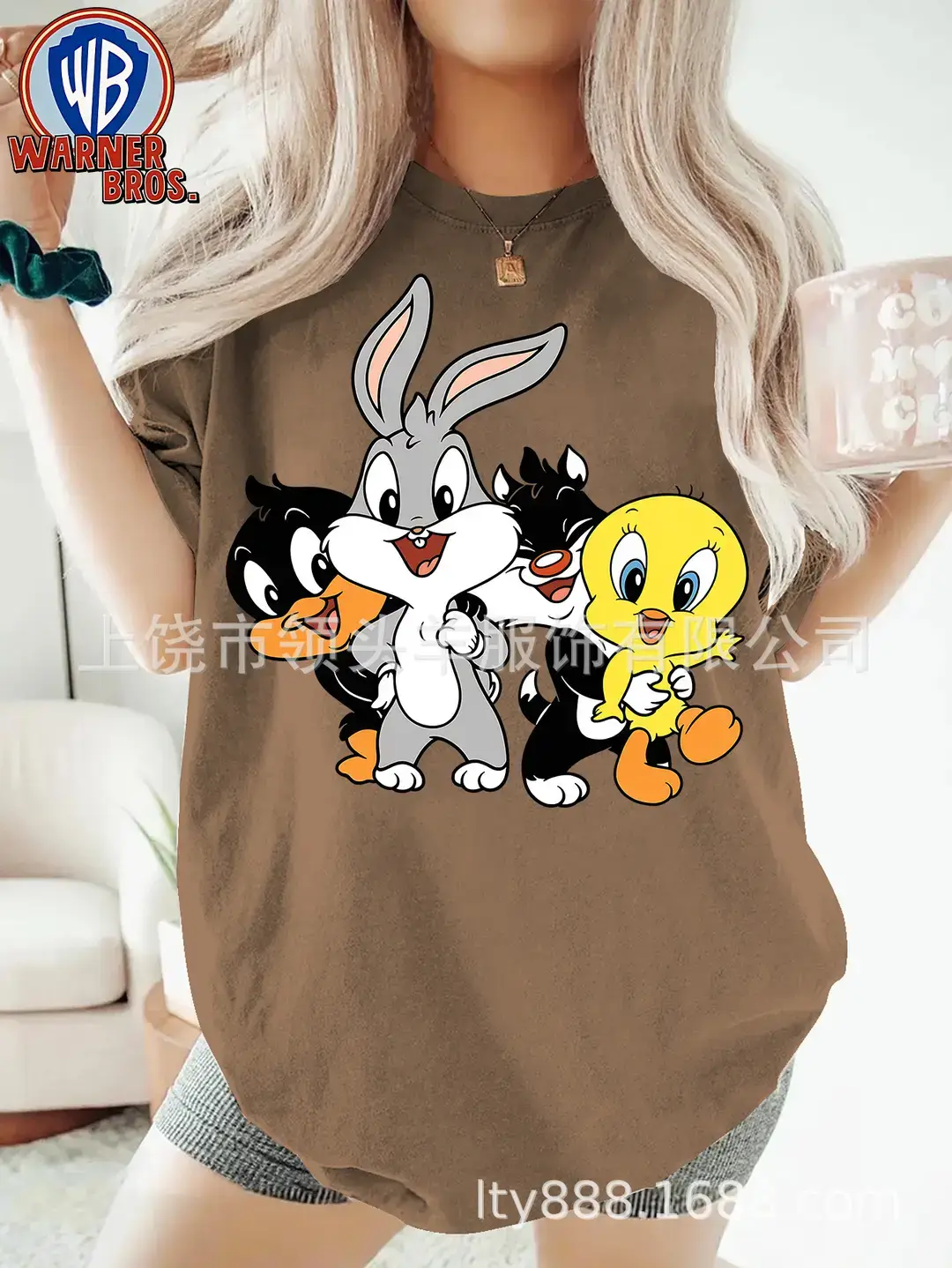European and American Western Style Sketch Print Short-Sleeved T-Shirt for Women, Caramel Color, Round Neck, Loose Retro Casual Top