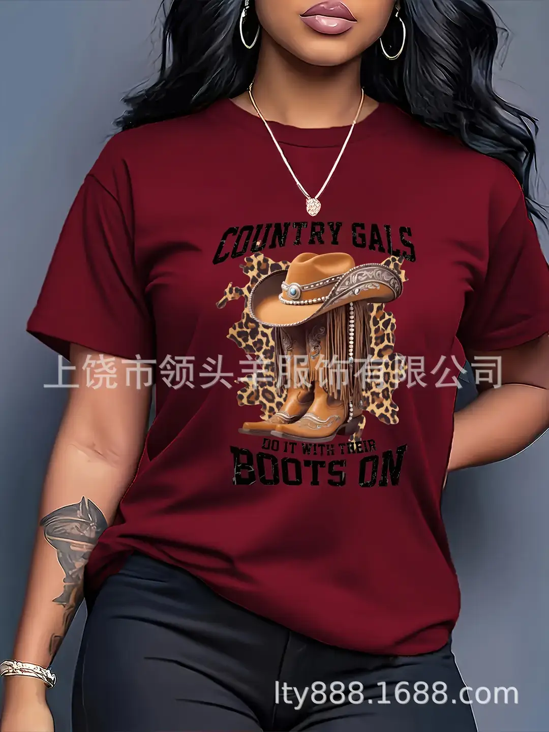 European and American Western Style Sketch Print Short-Sleeved T-Shirt for Women, Caramel Color, Round Neck, Loose Retro Casual Top
