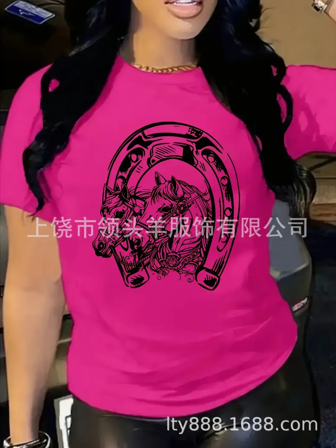 European and American Western Style Sketch Print Short-Sleeved T-Shirt for Women, Caramel Color, Round Neck, Loose Retro Casual Top