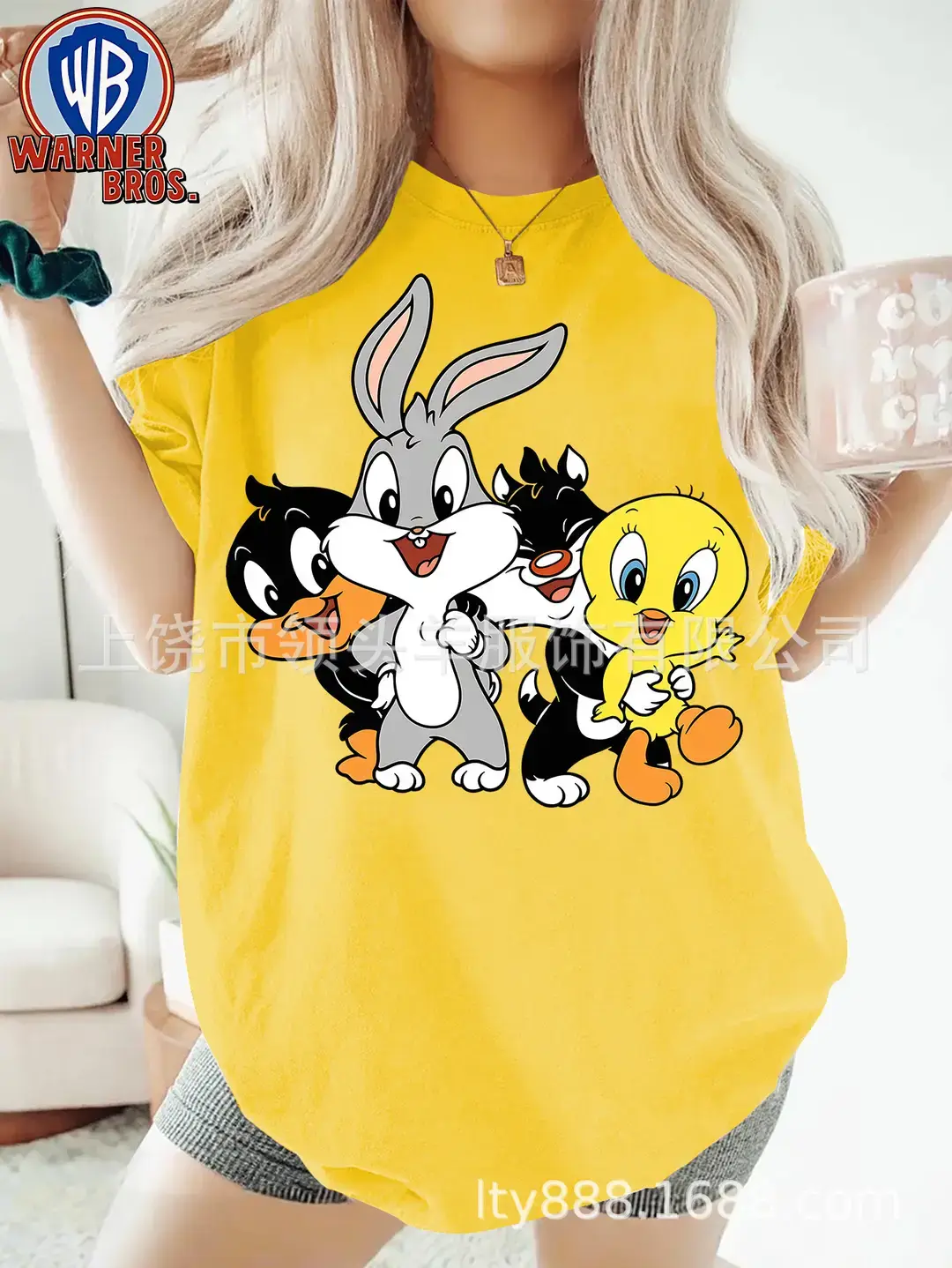European and American Western Style Sketch Print Short-Sleeved T-Shirt for Women, Caramel Color, Round Neck, Loose Retro Casual Top