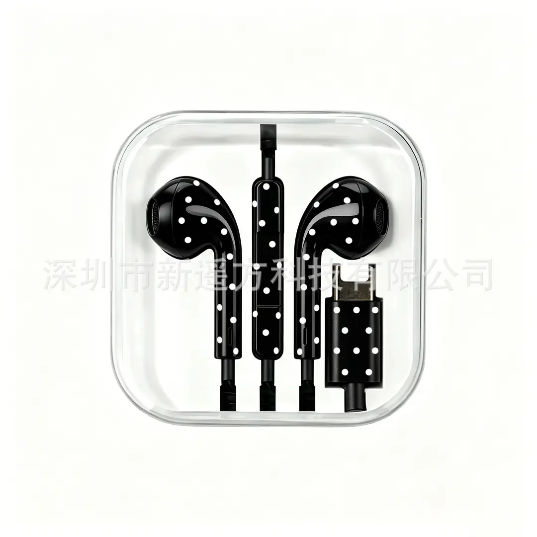 Wholesale Remote-Controlled Wired Earphones with Microphone and Type-C Connector Featuring Polka Dot and Star Pattern Designs